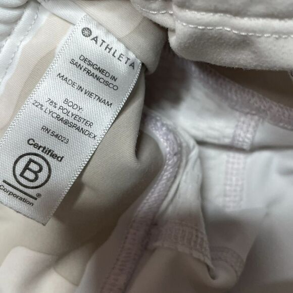 ATHLETA Camo Contender Tight Leggings Size Medium - Picture 10 of 10